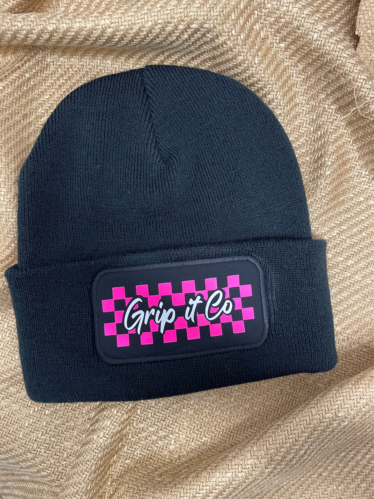 Grip it Co checkered beanie